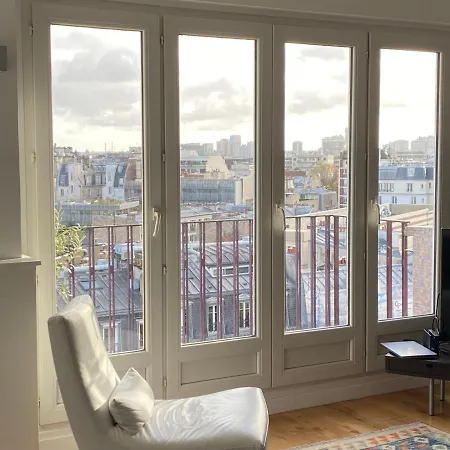 Apartment Gorgeous Penthouse Overlooking The Skyline *